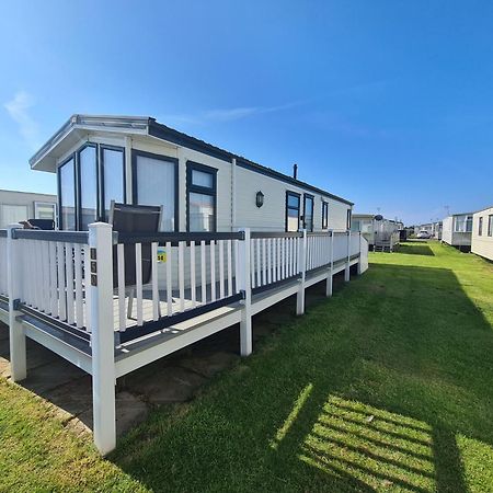 5 Berth Family Caravan Ingoldmells Скегнесс Экстерьер фото